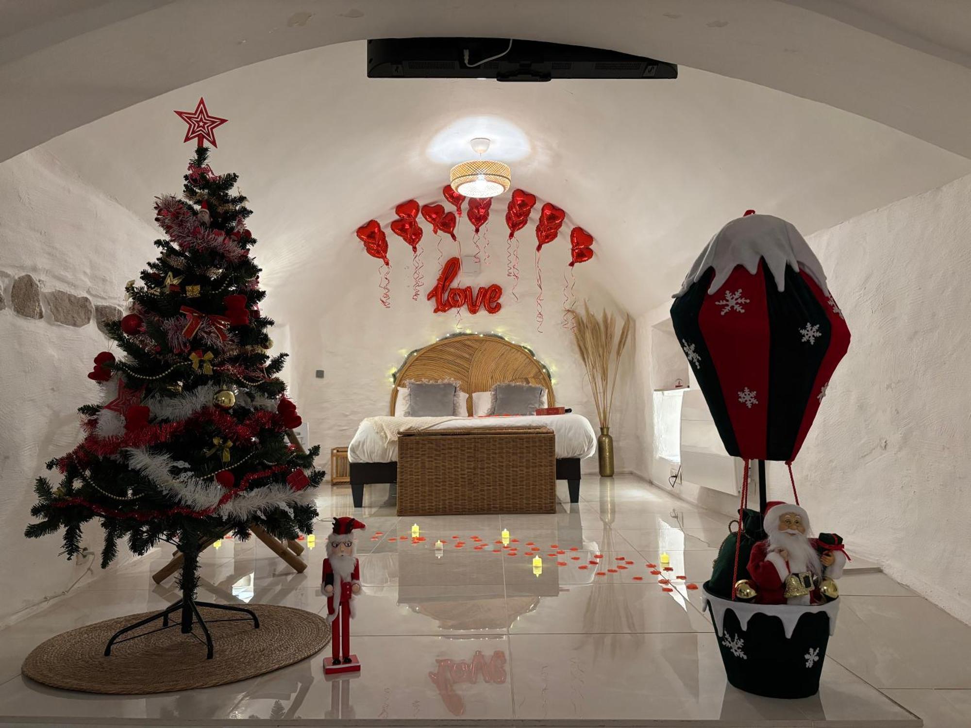 Le Temple D'Aphrodite, Appartement Avec Spa Вьен Экстерьер фото